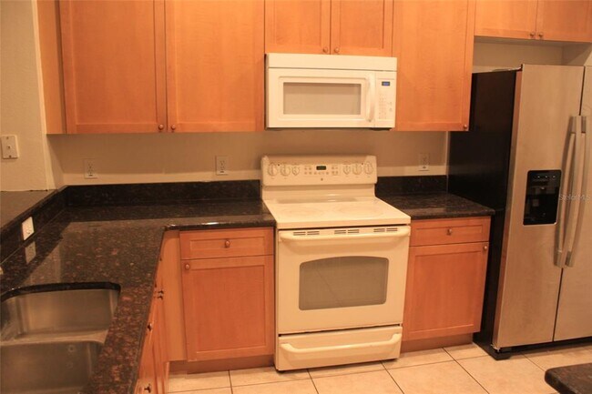 Building Photo - 6059 Strada Isle Wy