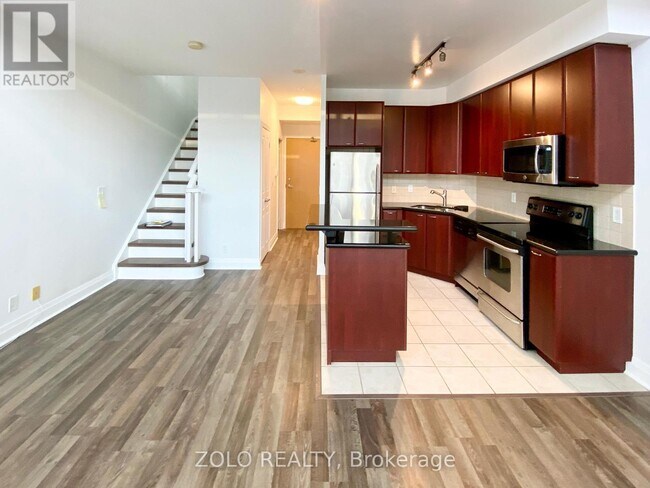 Photo du bâtiment - 220 Burnhamthorpe Rd W