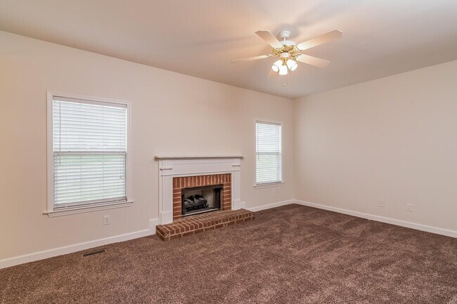 Foto del edificio - 2805 Aston Woods Ct