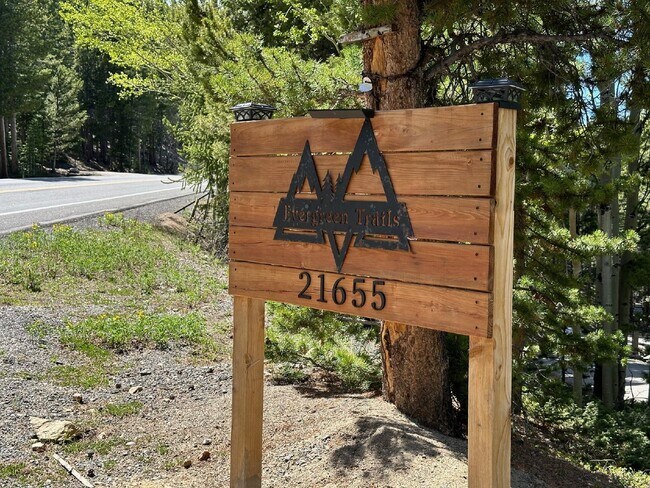 Foto del edificio - Charming 3-Bedroom Retreat near Idaho Springs!!