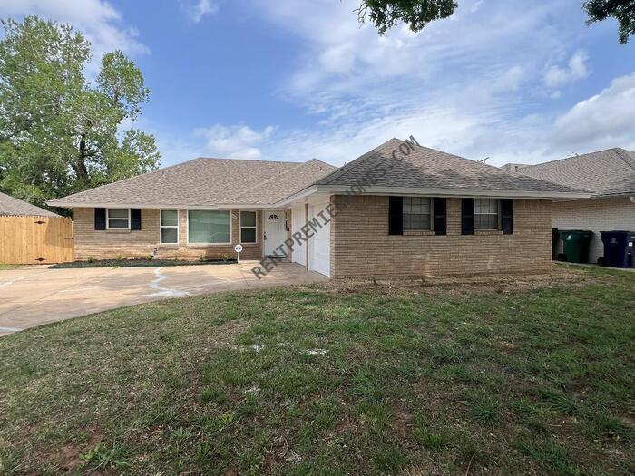 Photo - 2617 Northwest 112th Street