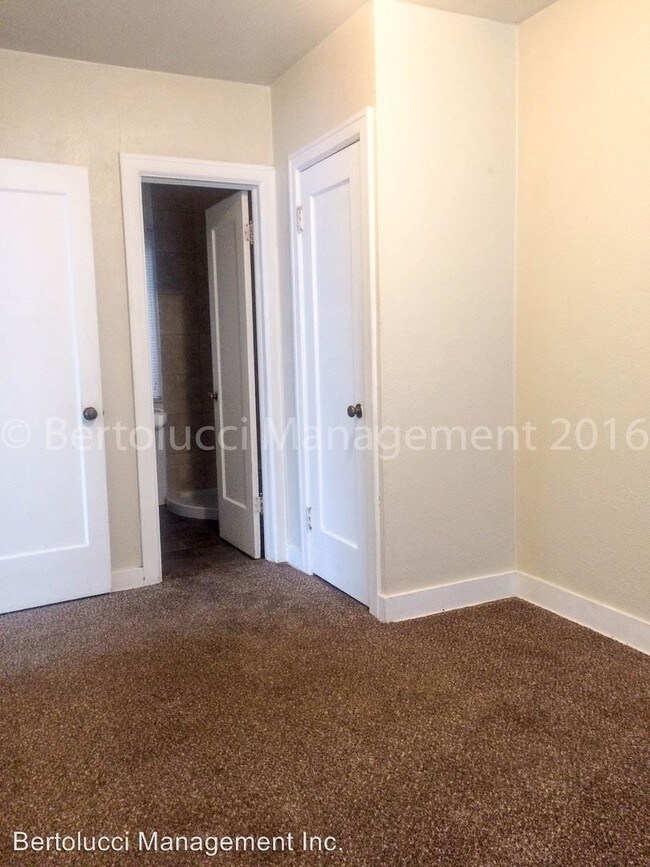 Foto del edificio - 820 Park St