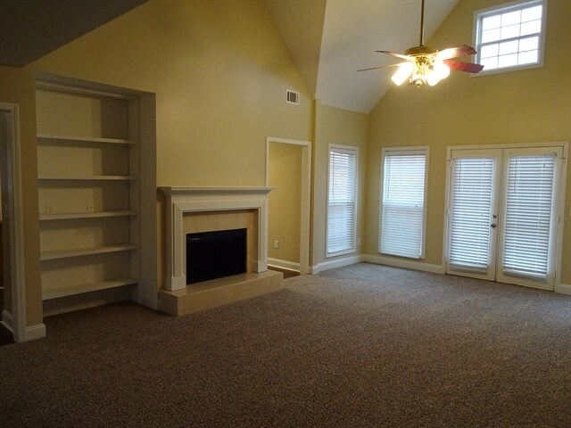 Foto del edificio - 212 Hedgewood Dr