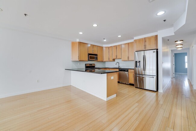 Foto del edificio - 402 Madison St