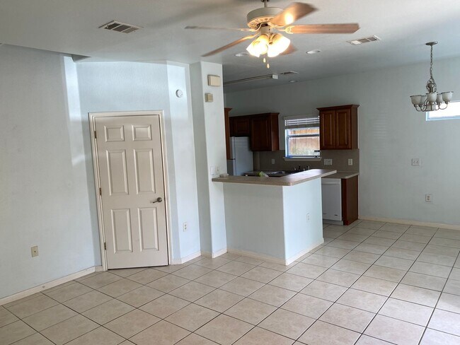 Foto del edificio - 6906 Bethune