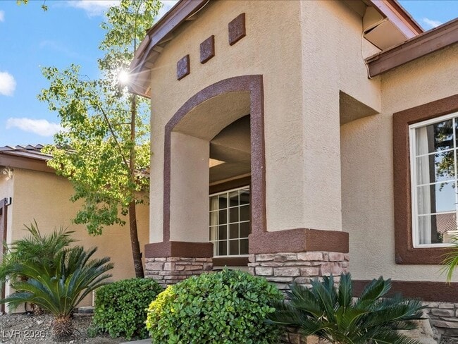 Foto del edificio - 2547 Serenity Hollow Dr