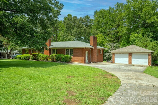 Foto del edificio - 6510 Pleasant Grove Rd
