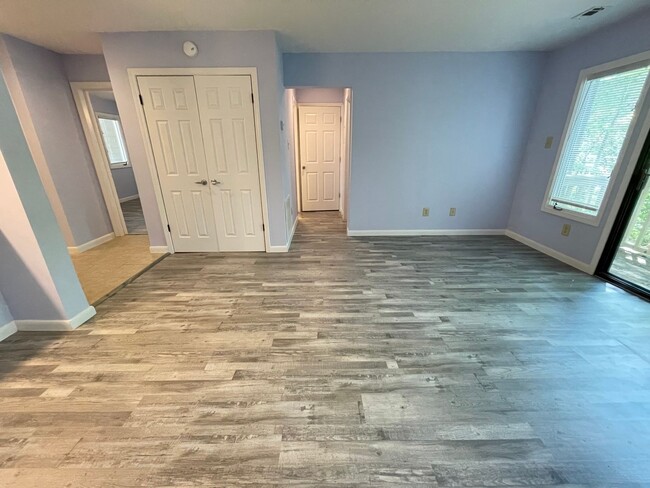 Foto del edificio - Mill Creek - Updated 2br 2ba garden-style ...