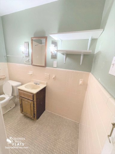 Foto del edificio - 6532 Wilkins Ave