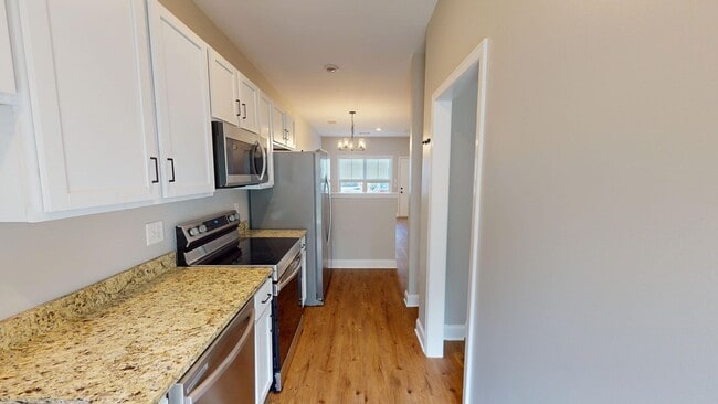 Building Photo - Columbia, TN Two  Bedroom Townhome With Flex Room!