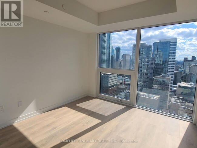 Building Photo - 82-3882 Dalhousie St