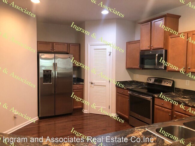 Foto del edificio - 3 br, 2.5 bath House - 1903 River Ridge Place