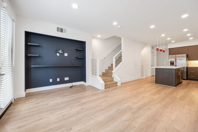 Building Photo - Modern 3-Bedroom Condo in Prime Azusa Loca...
