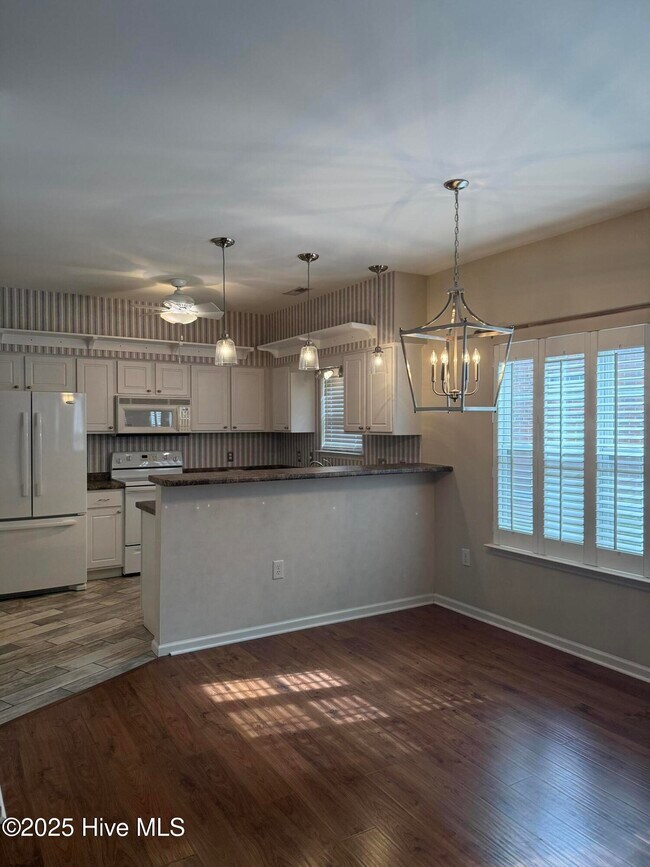 Foto del edificio - 2231 Locksley Woods Dr