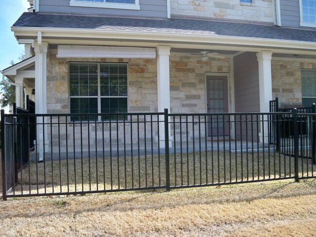 Building Photo - 1900 Scofield Ridge Pky