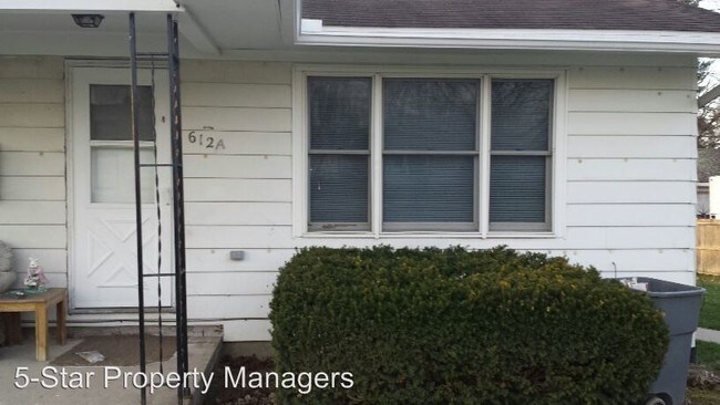Foto del edificio - 612 Middlebury St