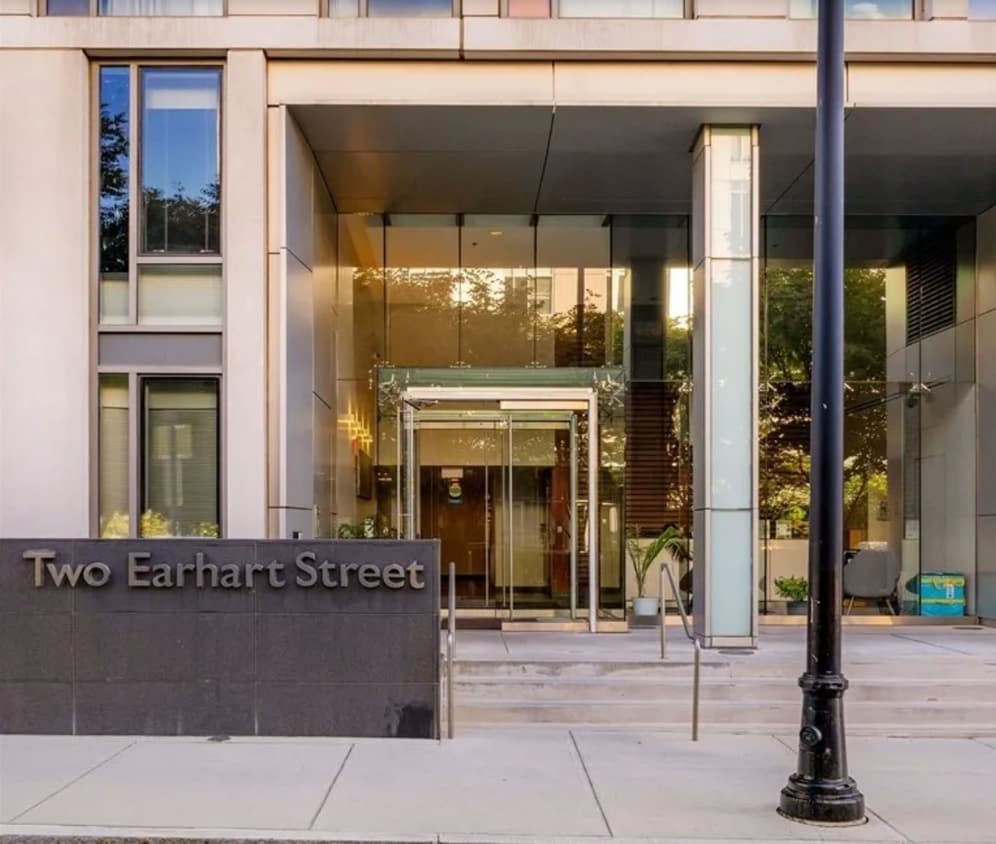 Primary Photo - 2 Earhart St