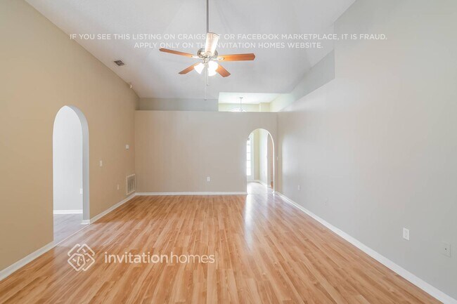 Foto del edificio - 12579 Bent Bay Trail