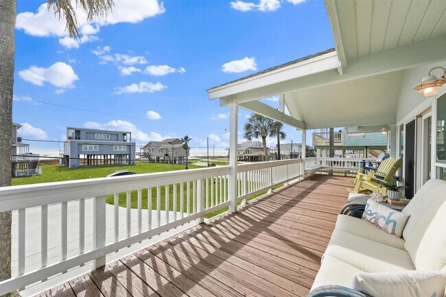 Foto del edificio - 16634 Jamaica Beach Rd