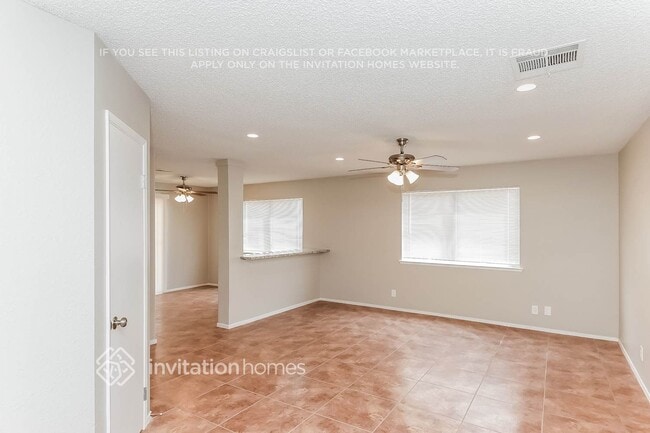 Building Photo - 595 Jackson Dr