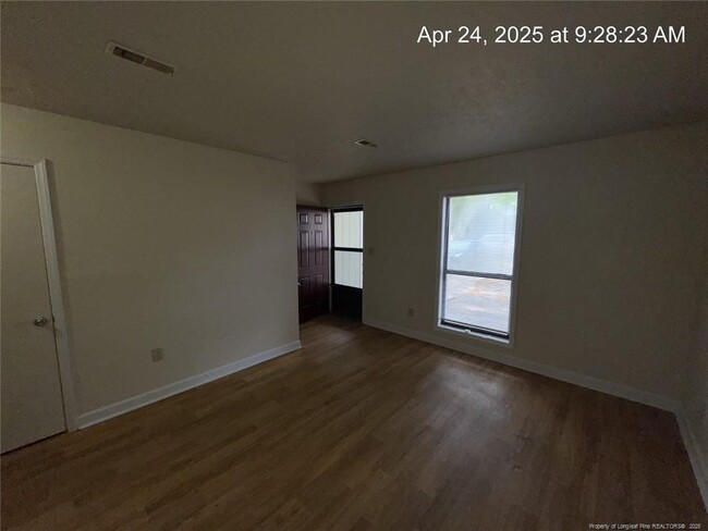 Foto del edificio - 5878 Aftonshire Dr