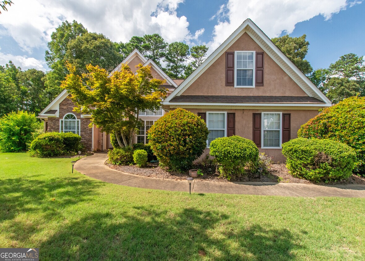 Primary Photo - 155 Middlebrook Dr