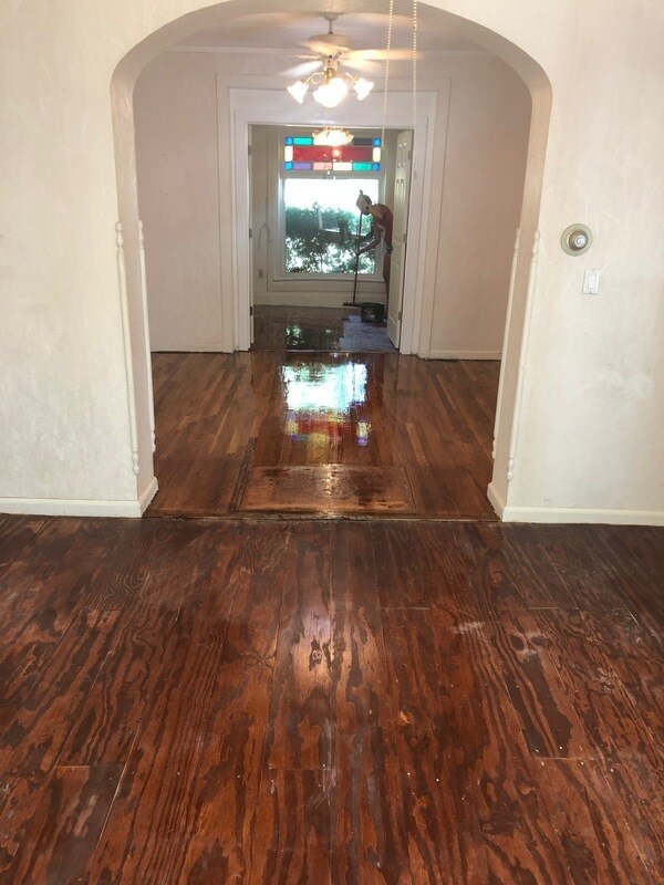 Foto del edificio - 510 E 2nd St