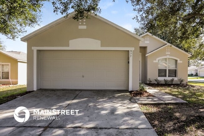 Building Photo - 977 Vanderbilt Dr