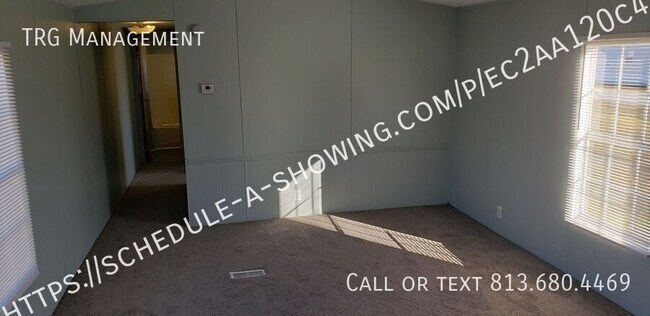 Foto del edificio - 221 Riggs Rd