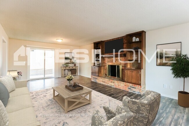 Foto del edificio - 3709 SE 51st St
