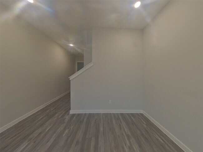 Building Photo - 22820 Terrazzo Dr