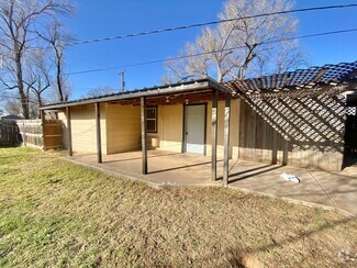 Building Photo - 2115 22nd St