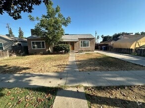 Building Photo - 1325 W Fountain Way