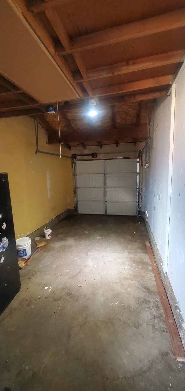 Foto del edificio - 629 Lee Dr