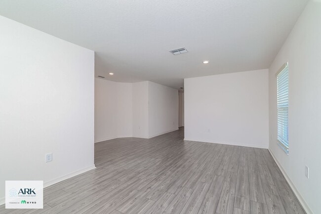 Building Photo - 313 Kensington View Dr