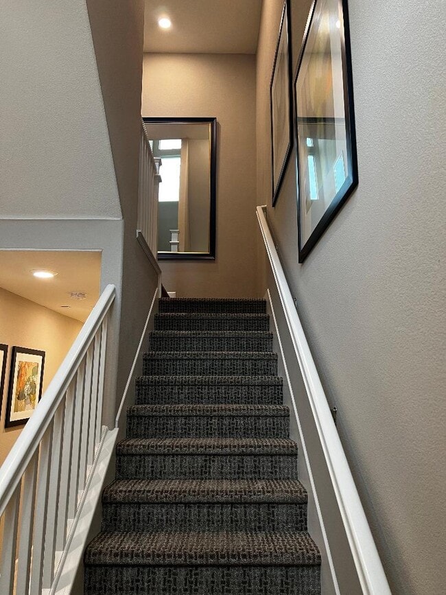 Building Photo - 1626 Mercado Way