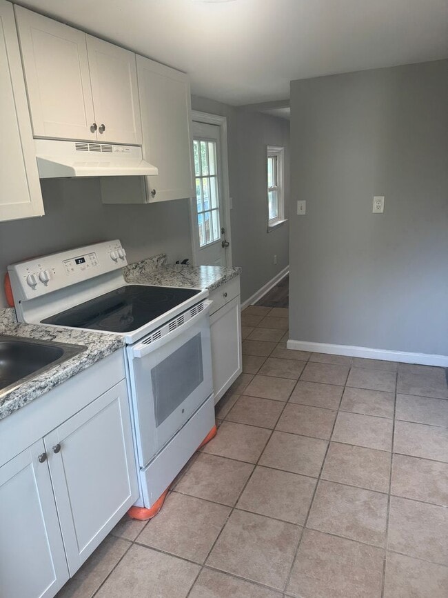Foto del edificio - Charming 3 bedroom, 1 bath recently update...