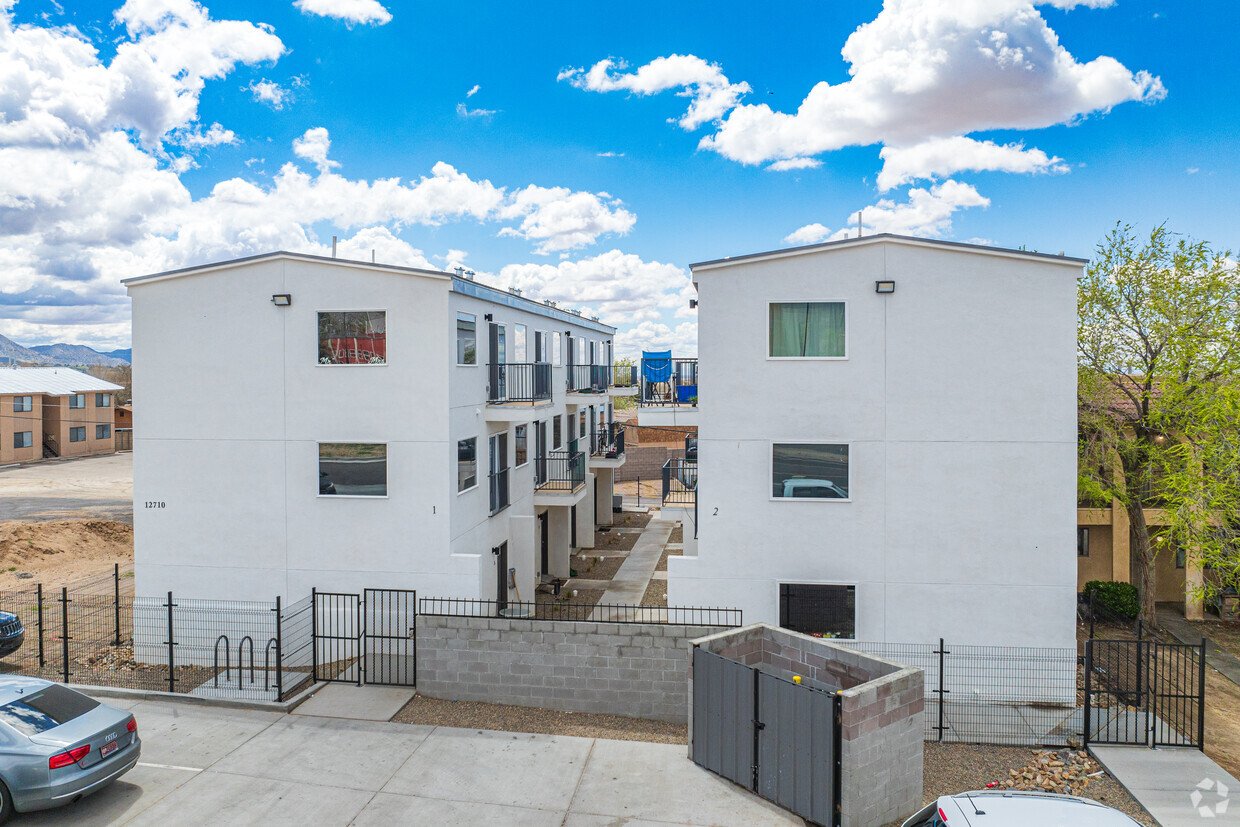 Building Photo - Residences at Copper Ave