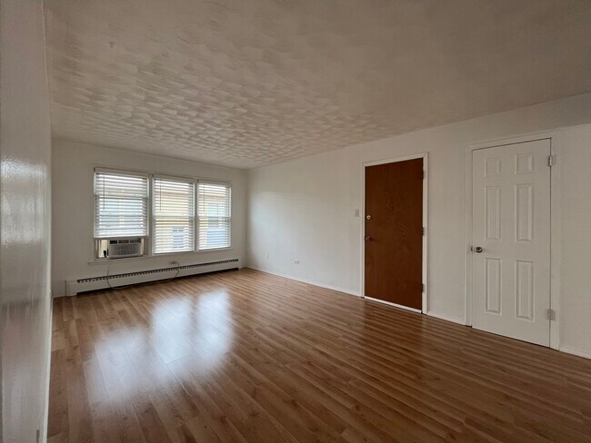 Foto del edificio - 9209 S Cottage Grove Ave