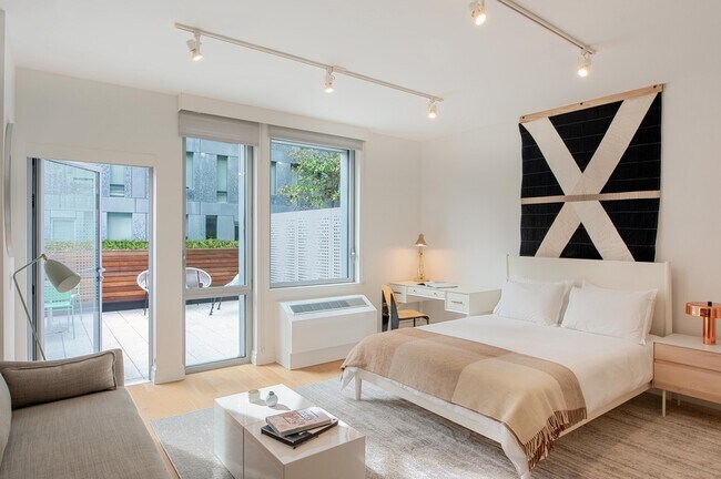 Building Photo - 325 Kent Ave