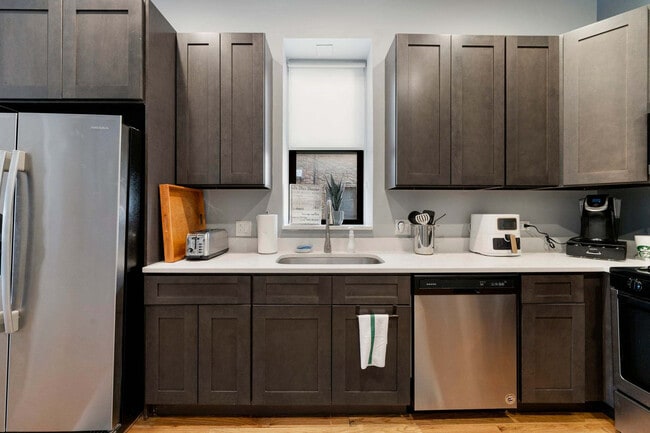 Foto del edificio - 108 S Paulina St