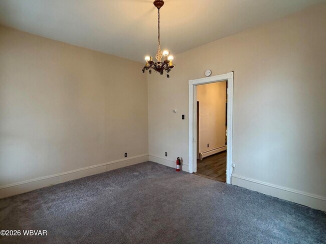 Foto del edificio - 212 Montour St N