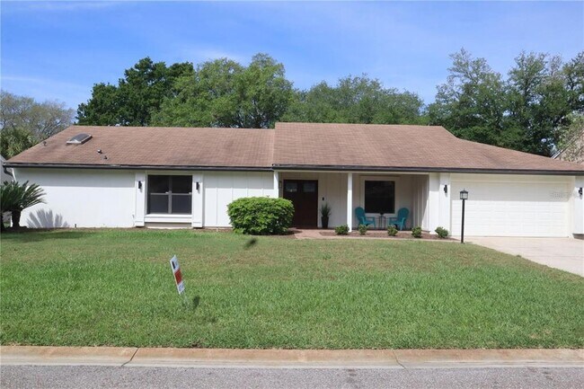 Building Photo - 6350 Oak Meadow Bend