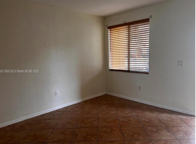 Foto del edificio - 2612 SE 15th Pl
