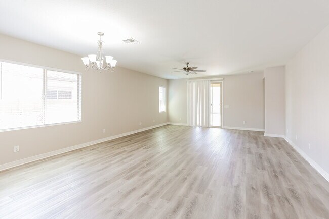 Foto del edificio - 1862 S 237th Ave