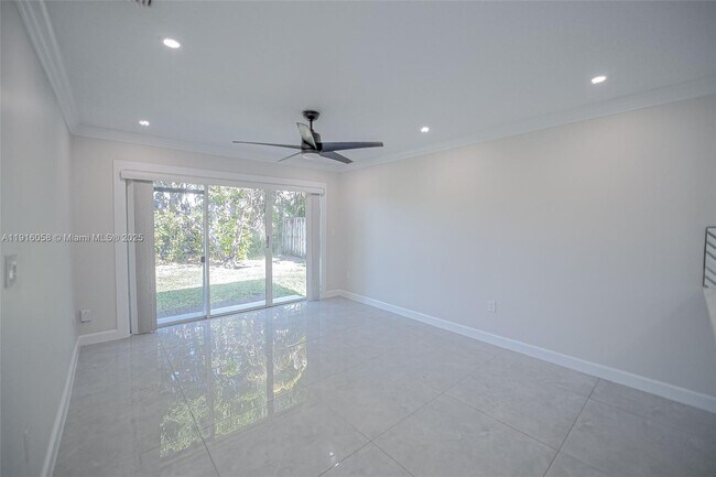 Foto del edificio - 15461 SW 170th Terrace