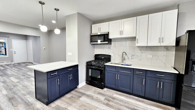 Foto del edificio - 4045 N Moody Ave