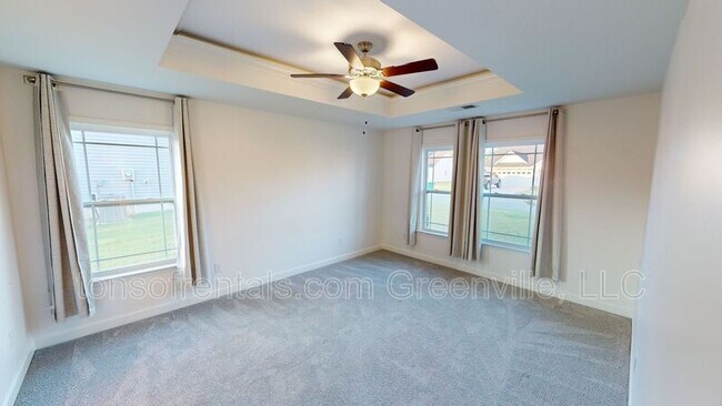 Building Photo - 547 Foster Pl Dr