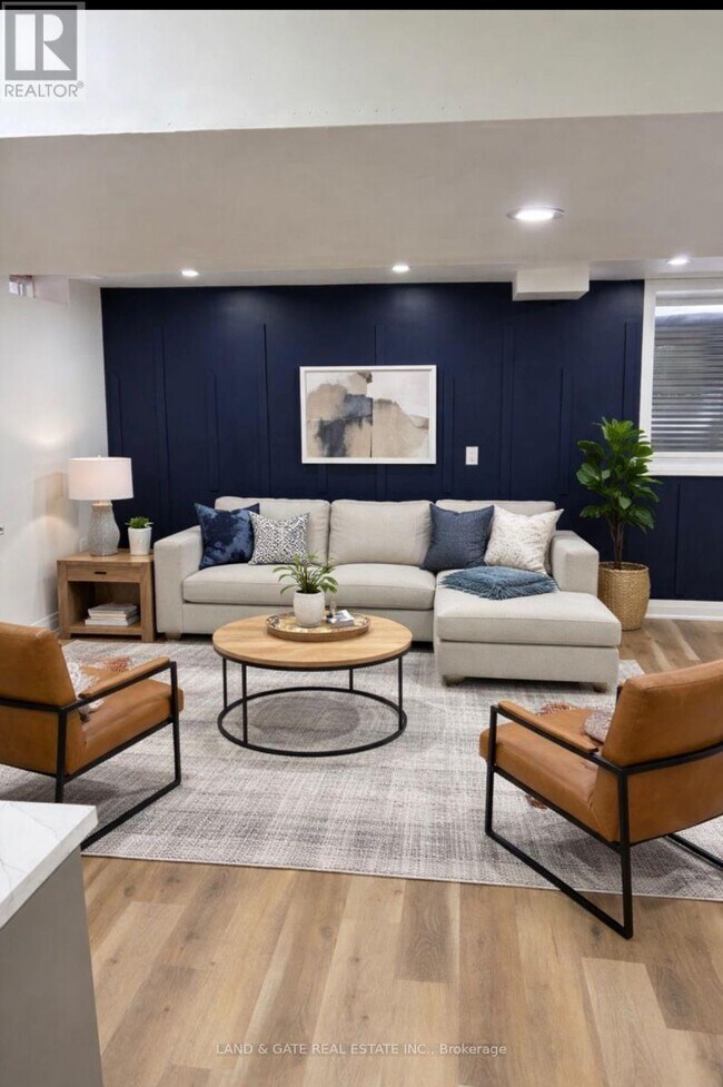 Photo du bâtiment - 47 Edwin Carr St