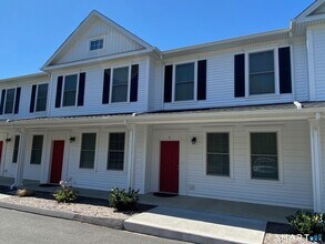 Building Photo - 2772 Boston Post Rd